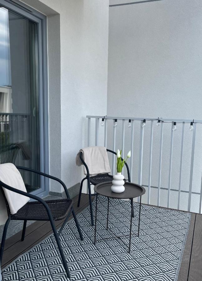 Nowoczesny Apartament Z Garazem Morelova Gdansk Exterior foto